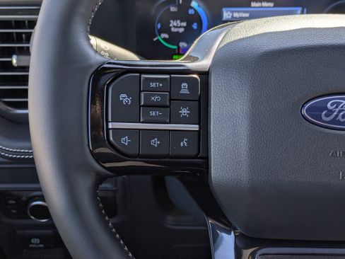 New 2025 Ford F150 Lightning Platinum image 27