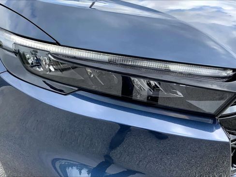 Used 2024 Honda CR-V Sport image 27