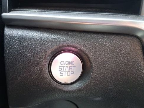 Used 2024 Kia Sorento S AWD/4WD image 33
