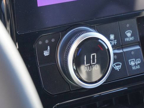 New 2025 Toyota Highlander XSE image 26