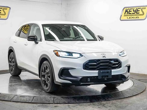 Used 2023 Honda HR-V Sport image 5