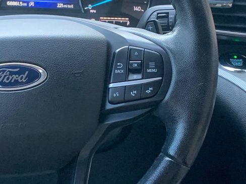 Used 2020 Ford Explorer XLT w/ Equipment Group 202A RWD image 16