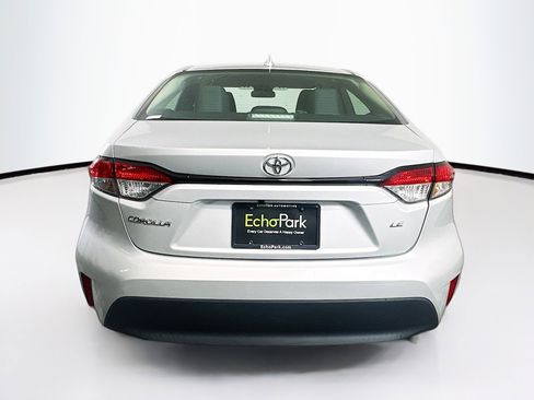Used 2024 Toyota Corolla LE image 7