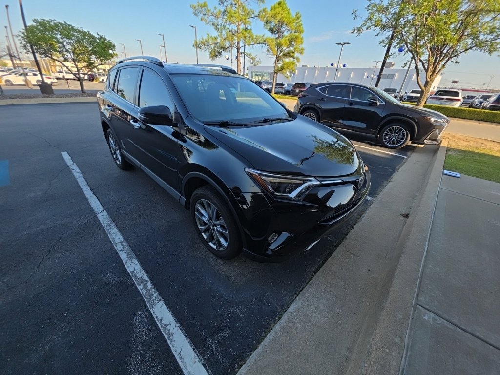 Used 2016 Toyota RAV4 Limited FWD image 4