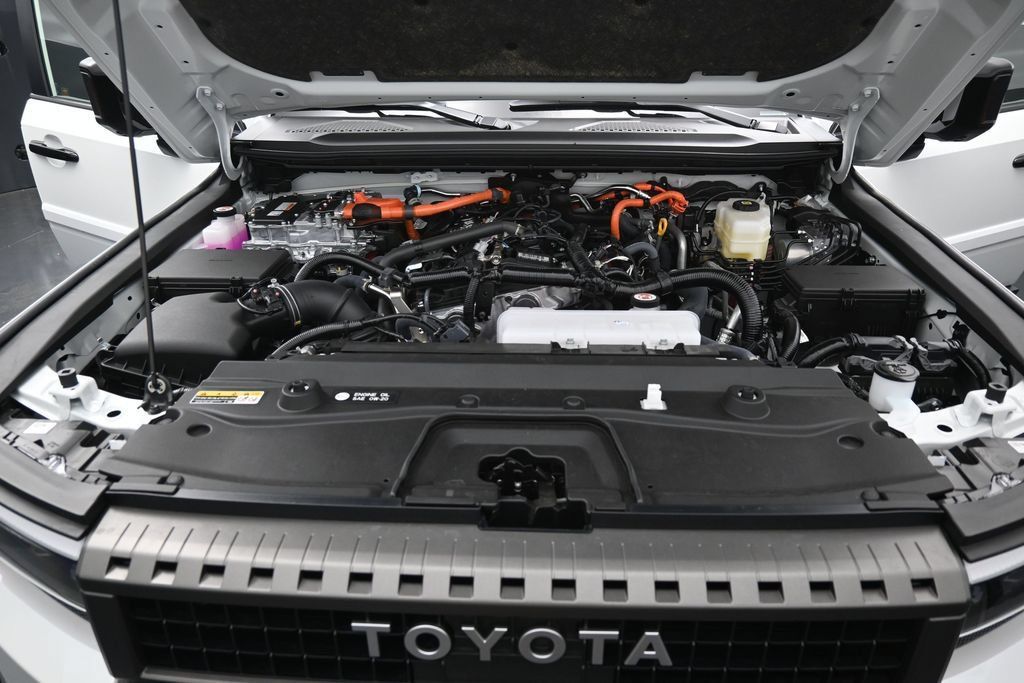 Certified 2027 Toyota Land Cruiser AWD/4WD image 37