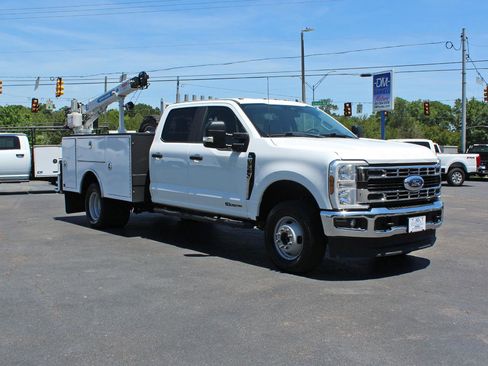 Used 2024 Ford F350 XL w/ XL Chrome Package AWD/4WD image 8
