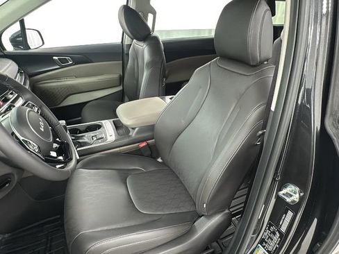 New 2026 Kia Carnival image 10