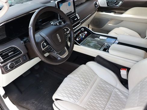 Used 2018 Lincoln Navigator Black Label w/ Cargo Package AWD/4WD image 21