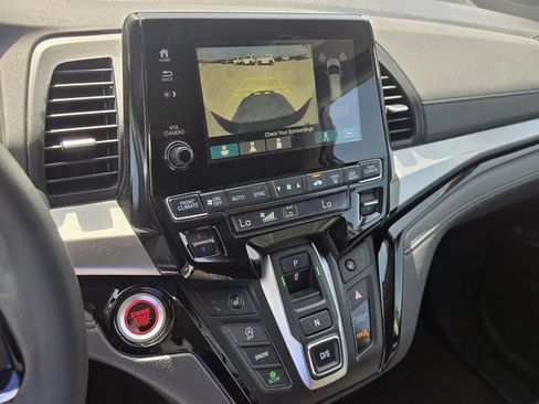 Used 2022 Honda Odyssey Touring image 23