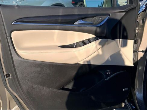 Used 2020 Buick Enclave Essence w/ Sound and Sites Package image 20