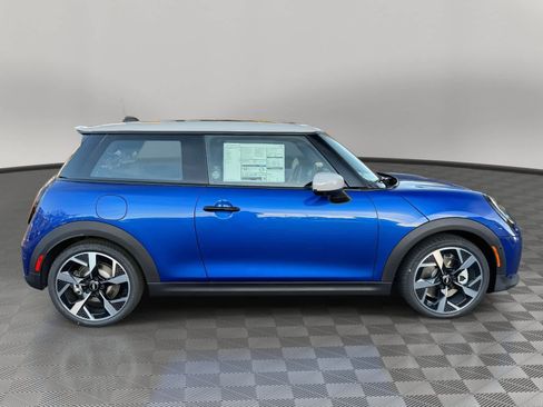 New 2026 MINI Cooper S image 2