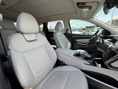 Used 2024 Hyundai Tucson Limited FWD image 19