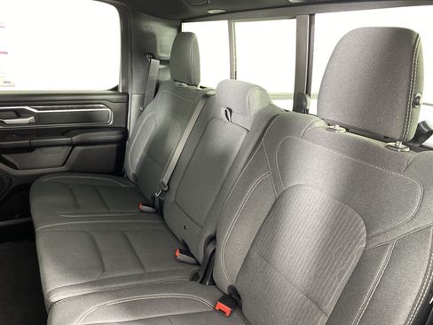 Used 2024 RAM 1500 Big Horn AWD/4WD image 31