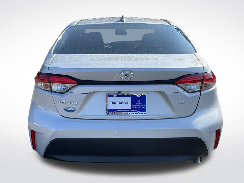 Used 2024 Toyota Corolla LE FWD image 5