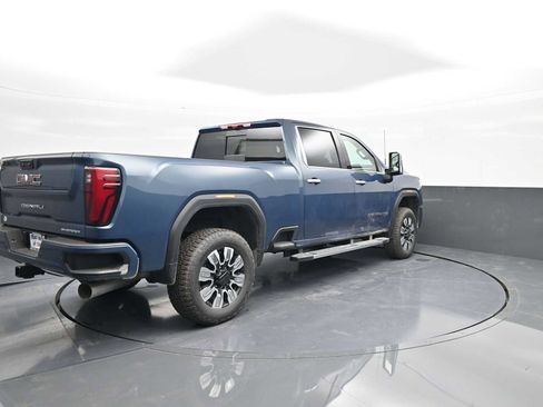 New 2025 GMC Sierra 2500 Denali w/ Denali Reserve Package image 7