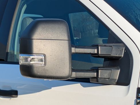 Used 2024 Ford F350 XLT image 12