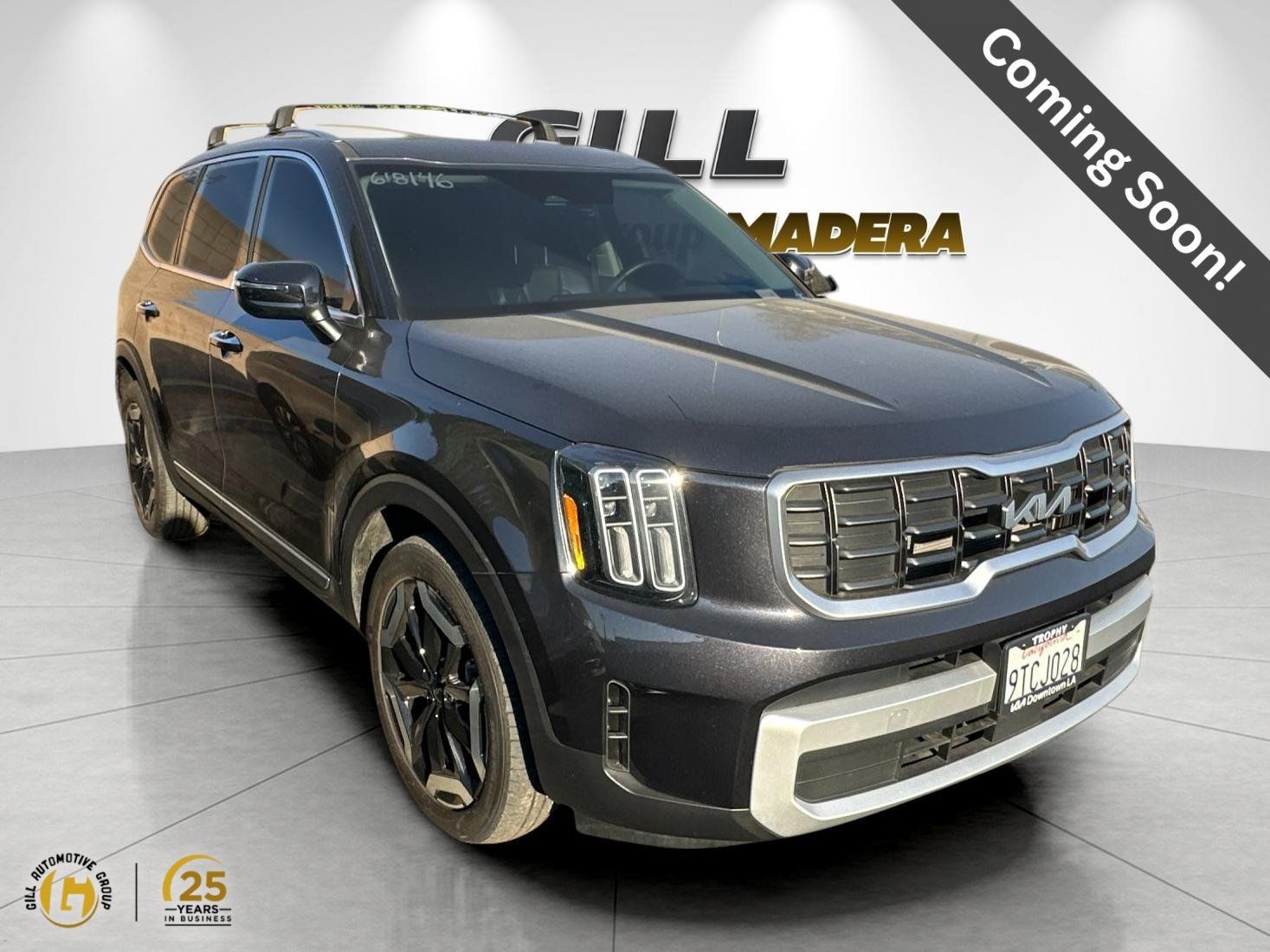 Used 2025 Kia Telluride S FWD image 1