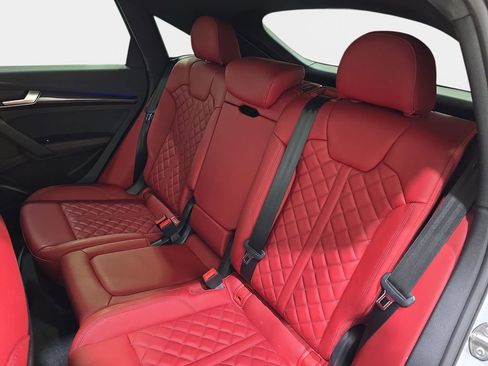 Used 2023 Audi SQ5 Prestige w/ Prestige Package image 16