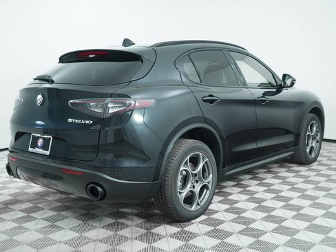 New 2025 Alfa Romeo Stelvio Sprint image 10