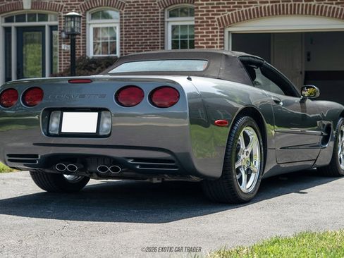 Used 2003 Chevrolet Corvette Convertible w/ Preferred Equipment Group1 RWD image 18