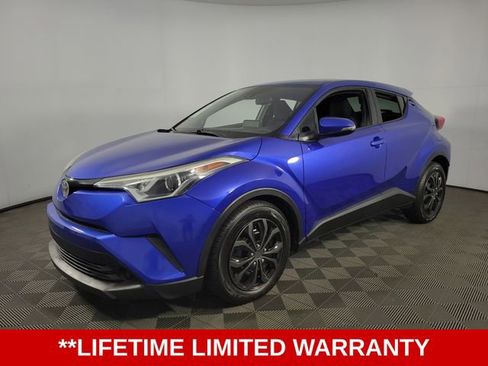Used 2019 Toyota C-HR LE FWD image 3
