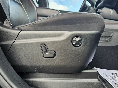 Used 2024 Dodge Durango GT image 33