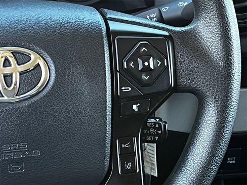 Used 2019 Toyota Tacoma SR image 14