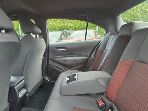 Used 2025 Toyota Corolla SE FWD image 17