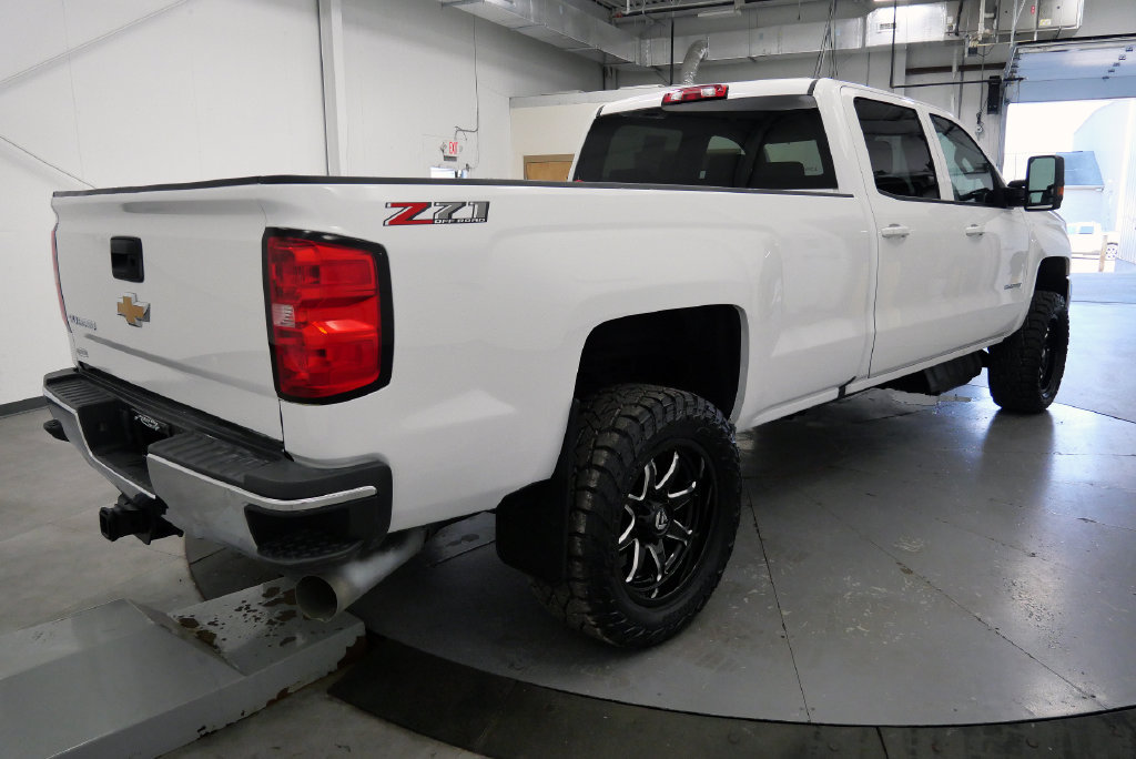 Used 2019 Chevrolet Silverado 2500 LT w/ Z71 Package, Off-Road AWD/4WD image 8