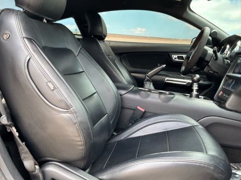 Used 2017 Ford Mustang GT RWD image 20