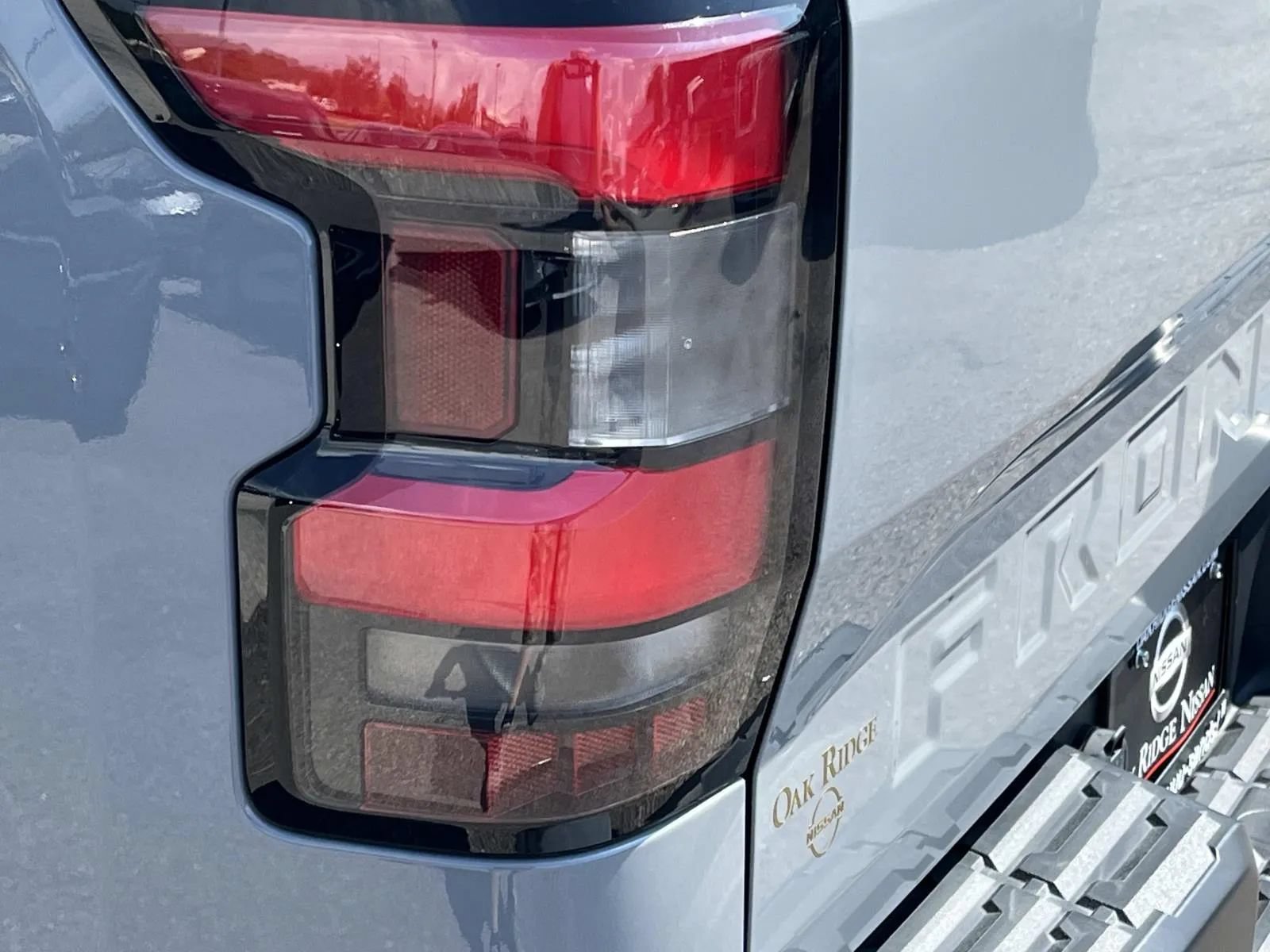 Used 2024 Nissan Frontier PRO-4X w/ Technology Package AWD/4WD image 10