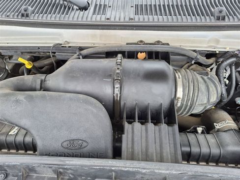 Used 2009 Ford E-350 and Econoline 350 Extended Super Duty RWD image 33
