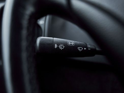 Used 2002 Mercedes-Benz SL 500 w/ SL2 Option Pkg image 49