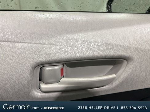 Used 2022 Toyota Corolla LE image 14