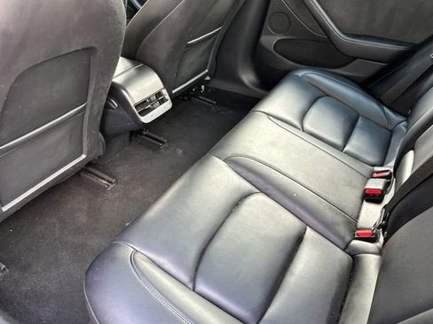 Used 2023 Tesla Model 3 Standard Range image 10