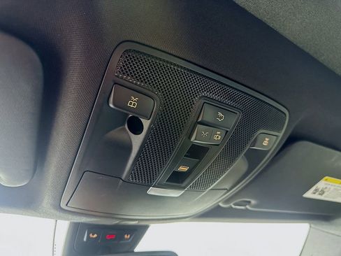 Used 2019 Mercedes-Benz GLA 250 4MATIC image 34