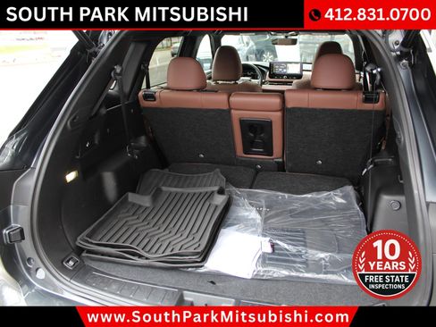 Used 2025 Mitsubishi Outlander SEL image 29