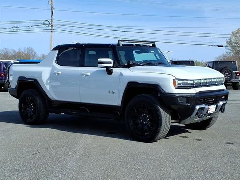 Used 2025 GMC Hummer EV 2X image 2
