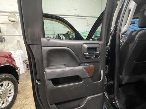 Used 2018 GMC Sierra 1500 SLT w/ SLT Premium Package image 31