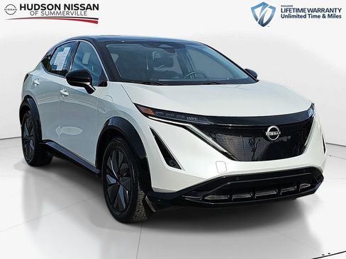 Used 2023 Nissan Ariya FWD image 1