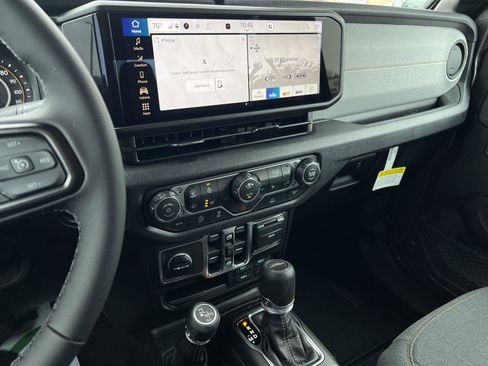 New 2026 Jeep Gladiator Sport image 25