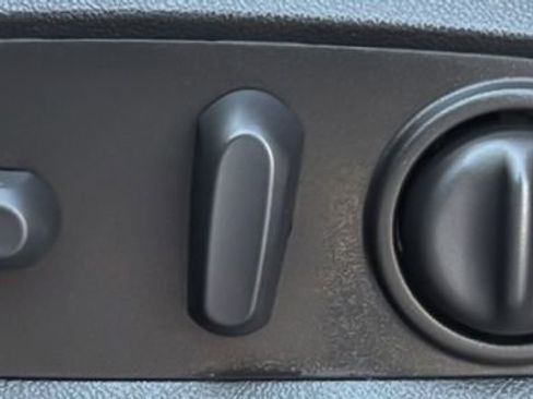Used 2022 Chevrolet Equinox LT AWD/4WD image 24