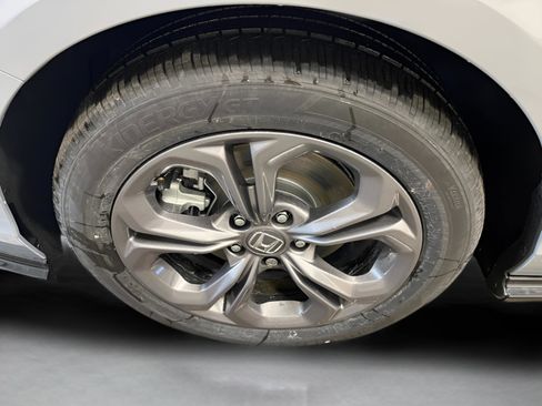 New 2026 Honda Accord EX-L image 12