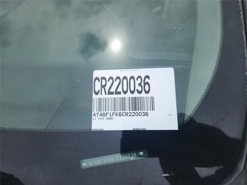 Used 2012 Toyota Camry LE FWD image 10