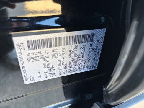 Used 2025 Nissan Rogue SV image 29