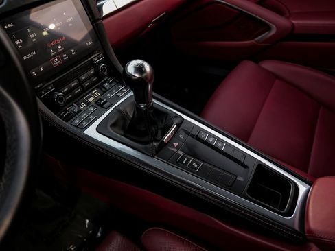 Used 2022 Porsche 718 Cayman image 20