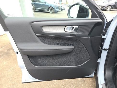 New 2026 Volvo XC40 B5 Plus w/ Protection Package Premier AWD/4WD image 22