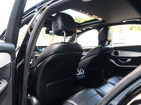 Used 2019 Mercedes-Benz C 300 Sedan w/ Premium Package image 18