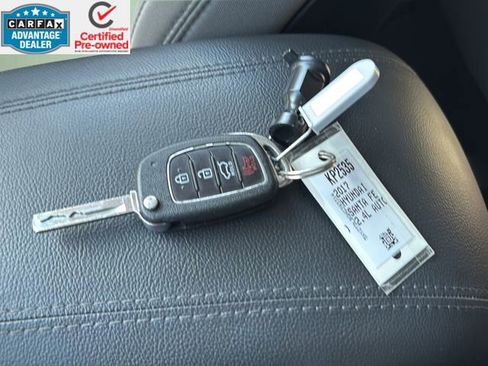 Used 2017 Hyundai Santa Fe Sport image 43