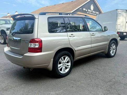 Used 2007 Toyota Highlander Limited w/ Extra Vale Pkg #3 AWD/4WD image 9